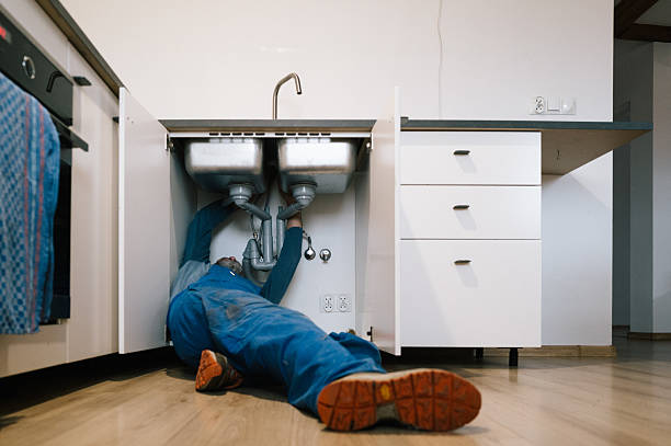 Professional Pipe Repair technician working in Baileyville, IL